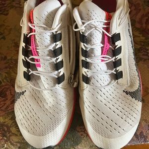 Nike AIR Zoom Pegasus 38 White DJ5397 100 Men/youth 6.5 which is 8.5 for women